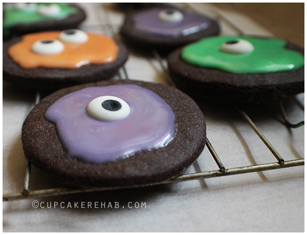 Dark chocolate sugar cookies turned into... MELTED MONSTERS! AHHHH!